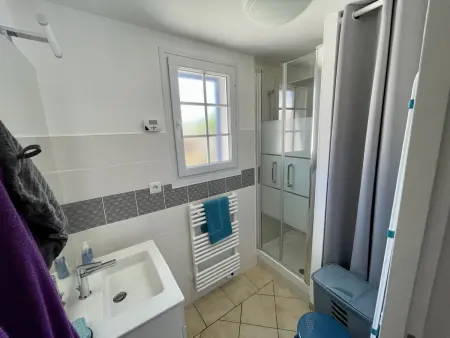 Maison mitoyenne à Barbâtre - Proche plage et centre, jusqu'à 6 personnes - Photo 7