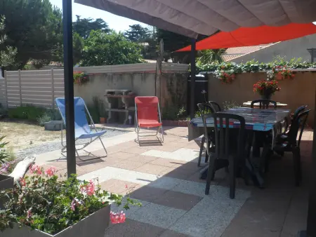 Maison rénovée à Barbâtre, proche plage pour 6 personnes, jardin et terrasse - Photo 1