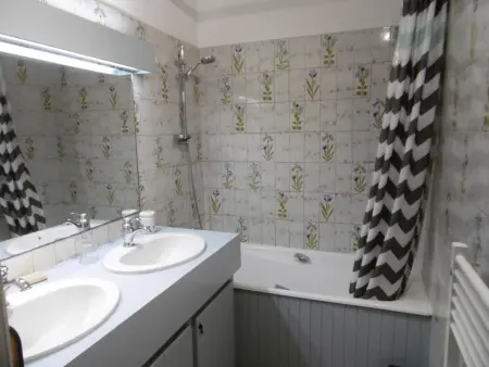 Maison de Bourg à Noirmoutier - 6 Pers, Secteur Calme, Parking, Animaux Admis - Photo 10