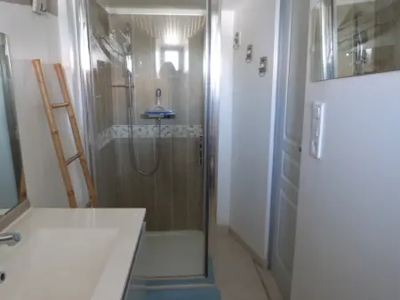 Maison rénovée proche plage pour 5 personnes avec jardin à Barbâtre - Photo 13