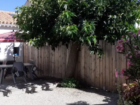 Maison mitoyenne à Barbâtre, proche plage, 4 personnes, Wi-Fi, jardin clos - Photo 1