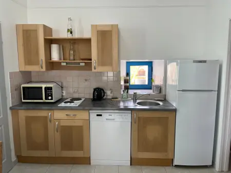 Maison mitoyenne à Barbâtre, proche plage, 4 personnes, Wi-Fi, jardin clos - Photo 4