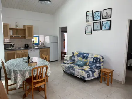 Maison mitoyenne à Barbâtre, proche plage, 4 personnes, Wi-Fi, jardin clos - Photo 5