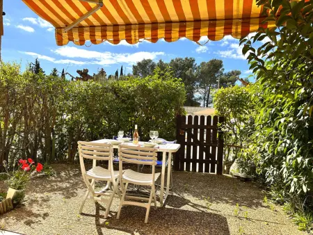 Appartement 2 pièces avec terrasse et piscine, La Londe-les-Maures - Photo 2