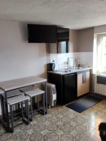 Charmant studio à Aubusson avec terrasse 35 m² - Photo 1