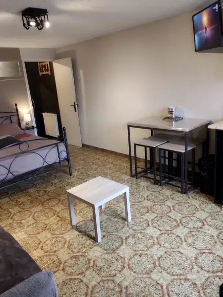 Charmant studio à Aubusson avec terrasse 35 m² - Photo 19