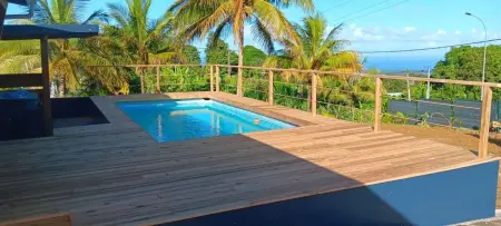 Villa moderne avec piscine à Sainte-Rose, 160 m² - Photo 1