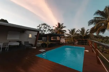 Villa moderne avec piscine à Sainte-Rose, 160 m² - Photo 2