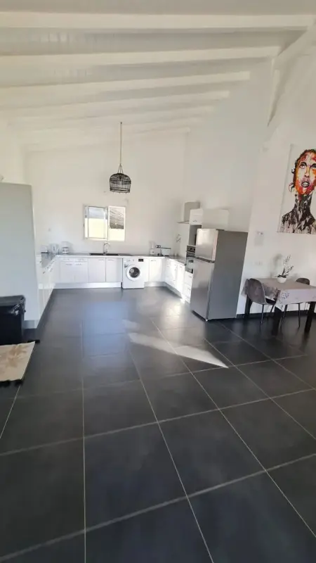 Villa moderne avec piscine à Sainte-Rose, 160 m² - Photo 11