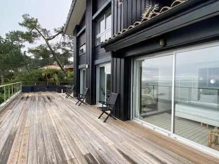 Villa d'exception avec terrasses spacieuses à Cap-Ferret - Photo 1