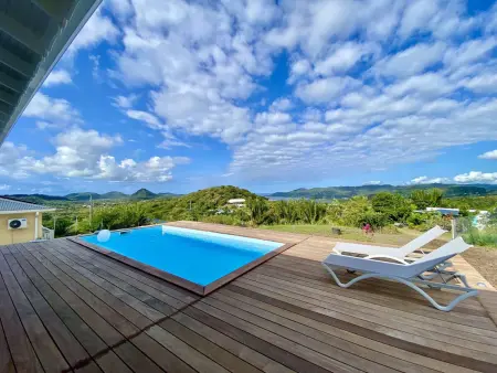 Villa neuve au Marin avec terrasse couverte et élégance moderne - Photo 11
