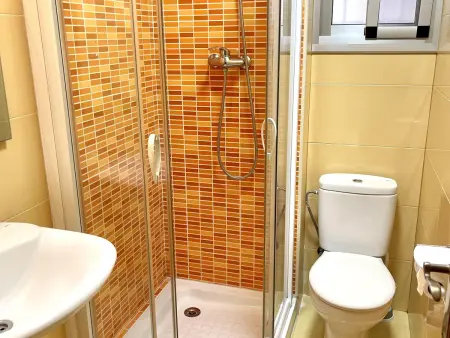 Appartement Face à la Mer avec Terrasse - 2 Chambres et Climatisation à La Pineda - Photo 6