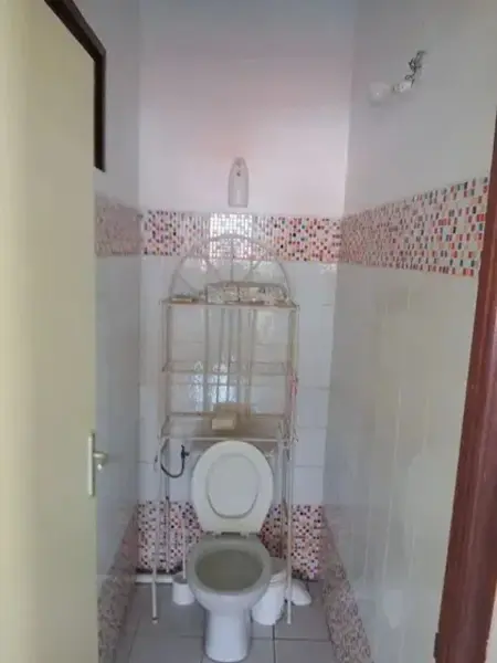 Appartement charmant à Sainte-Rose avec piscine - Photo 30