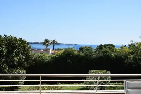 Vue Mer à Golfe-Juan Proche Cannes Plage et Garage, Appartement à Golfe Juan vue sur mer - Photo 21