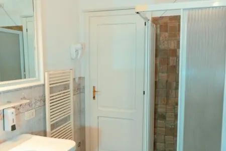 Assisi C6 - 6 pax, Maison de Vacances près d'Assise avec Piscine - Photo 14