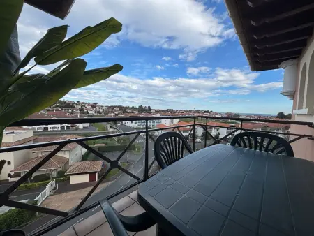 Charmant 2 pièces avec terrasse et accès piscine - Photo 10