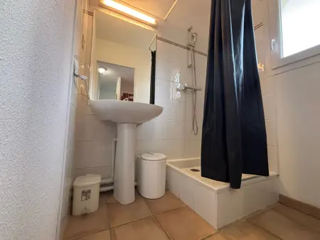 Charmant 2 pièces avec terrasse et accès piscine - Photo 15