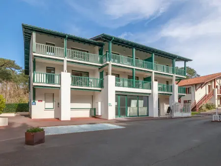 Superbe appartement avec piscine, tennis et accès plage à Saint-Jean-de-Luz - Photo 9