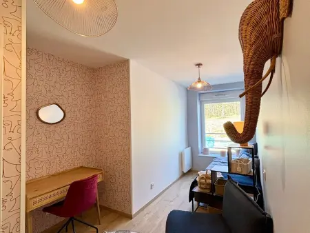 Maison conviviale avec terrasse privée à Sanchey - Photo 12