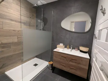 Maison conviviale avec terrasse privée à Sanchey - Photo 14