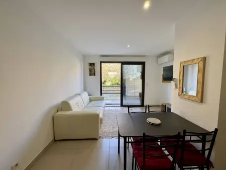 Studio moderne au cœur de Propriano, climatisé avec internet - Photo 2