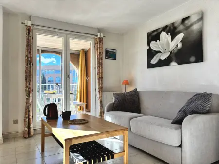Appartement 2 pièces avec loggia vue mer, animaux admis - La Londe-les-Maures - Photo 3