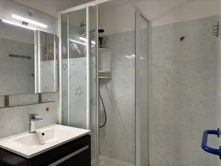 Appartement 2 pièces avec loggia vue mer, animaux admis - La Londe-les-Maures - Photo 12