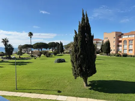 Appartement 2 pièces avec loggia vue mer, animaux admis - La Londe-les-Maures - Photo 15