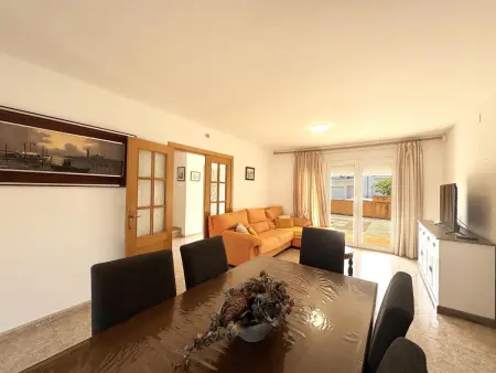 Grande Maison avec Piscine Privée, WiFi et Barbecue à 15min de la Plage - Photo 3