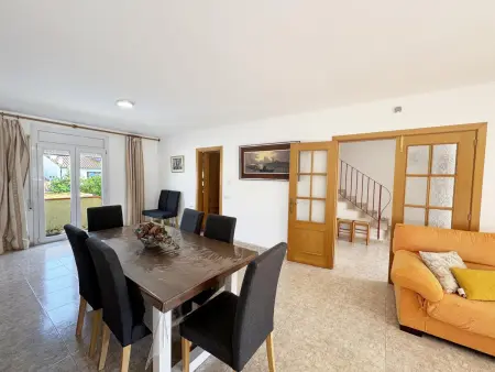 Grande Maison avec Piscine Privée, WiFi et Barbecue à 15min de la Plage - Photo 7