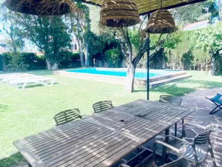 Grande villa rénovée avec 2 piscines et jardin à 50m de la mer à Sant Martí d'Empúries - Photo 5