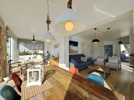 Grande villa rénovée avec 2 piscines et jardin à 50m de la mer à Sant Martí d'Empúries - Photo 13