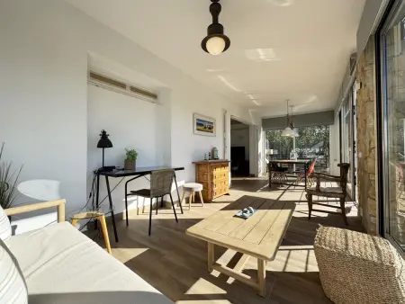 Grande villa rénovée avec 2 piscines et jardin à 50m de la mer à Sant Martí d'Empúries - Photo 15