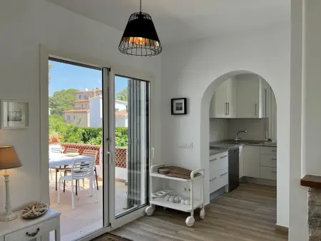 Grande villa rénovée avec 2 piscines et jardin à 50m de la mer à Sant Martí d'Empúries - Photo 24
