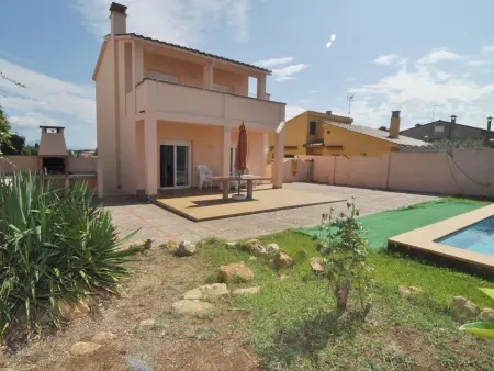 Grande Maison Familiale avec Piscine Privée et Terrasse à Torroella de Montgrí, Proche Plage - Photo 7