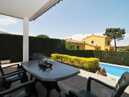 Maison avec Piscine Privée et Wifi, Quartier Calme, Torroella de Montgrí - Photo 8