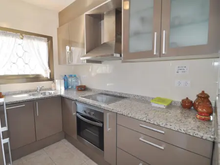 Grande Maison à l’Escala avec Piscine Privée et Terrasse Spacieuse - Photo 10