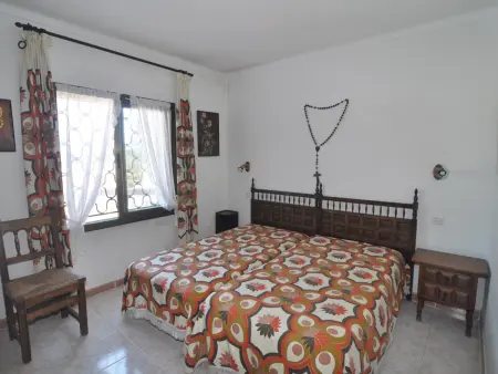 Grande Maison à l’Escala avec Piscine Privée et Terrasse Spacieuse - Photo 13