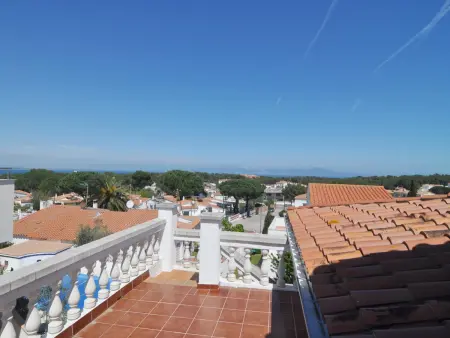 Grande Maison à l’Escala avec Piscine Privée et Terrasse Spacieuse - Photo 18