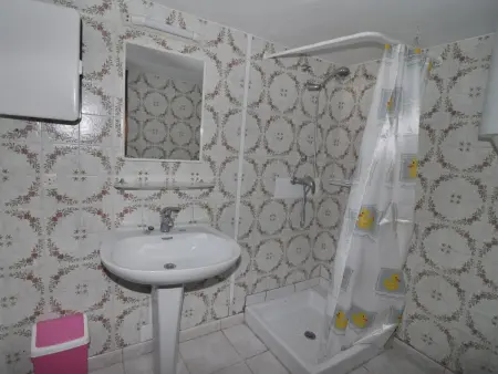 Grande Maison à l’Escala avec Piscine Privée et Terrasse Spacieuse - Photo 22
