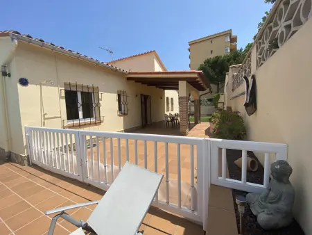 Maison familiale avec piscine privée à Torroella de Montgrí, à proximité de la plage et des commodités - Photo 19
