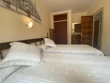 Maison familiale avec piscine privée à Torroella de Montgrí, à proximité de la plage et des commodités - Photo 22