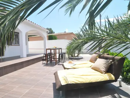 Maison Chic avec Piscine Privée et Wi-Fi, Villa 8 personnes à L'Escala - Photo 5