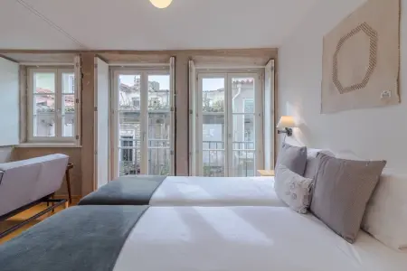 YOUROPO - The Tower 4T, Studio moderne à Porto avec balcon - Photo 3