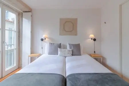 YOUROPO - The Tower 4T, Studio moderne à Porto avec balcon - Photo 6