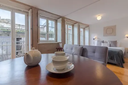 YOUROPO - The Tower 4T, Studio moderne à Porto avec balcon - Photo 12