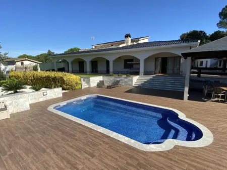 Luxueuse villa à Tordera avec piscine privée pour 12 personnes - Photo 2