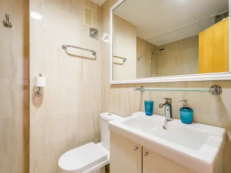 Appartement charmant 2 ch avec balcon, Wi-Fi, proche plage Blanes - Photo 19