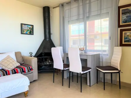 Appartement en première ligne de plage à Santa Susanna, idéal pour familles - Photo 3
