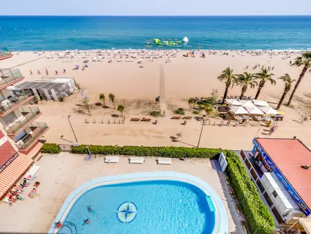 Appartement en première ligne de plage à Santa Susanna, idéal pour familles - Photo 14